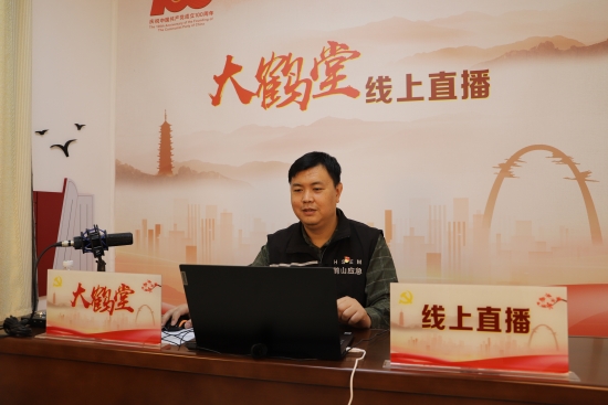 已处理164747878090503cb9f8942e920bc3ff9f01635929c2.jpg