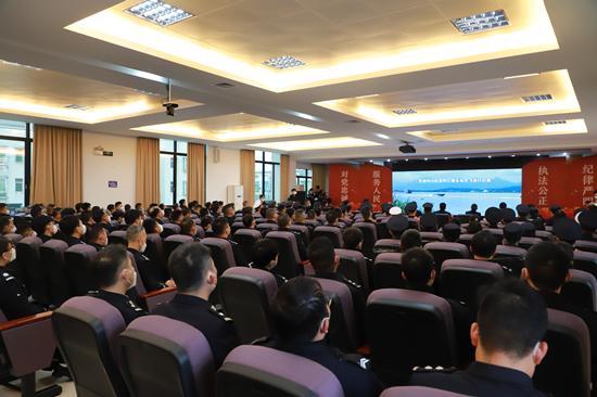 看总结片视频 (3).JPG