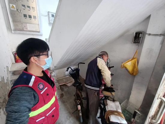 已处理1676594986599整治乱停放.jpg