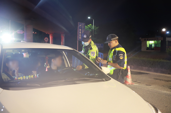 特警铁骑 (2).JPG