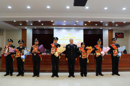 退休民警 (3).JPG