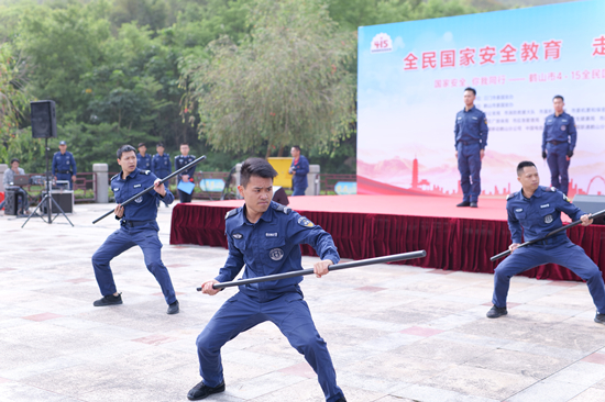 特警展示 (2).JPG