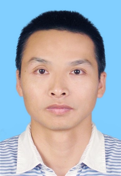 周立文（蓝底）.jpg
