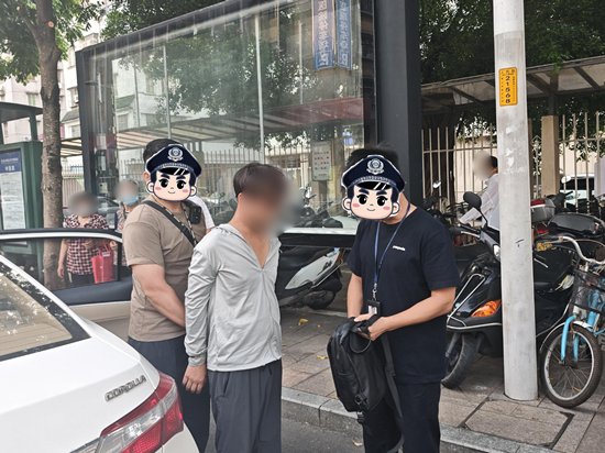址山张某豪抓获照片.jpg