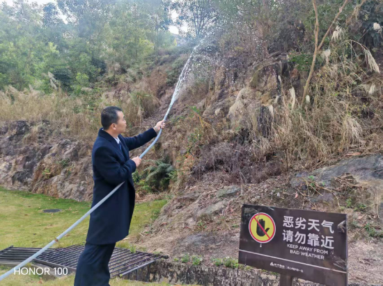 时代雁山湖物业的酒水作业1.jpg