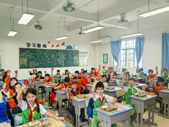 30三堡小学.jpg