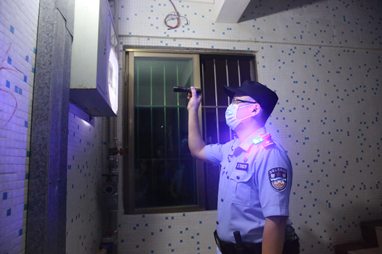 （新）深化“两队一室”  基层警务开启“高效集约”模式 (11).JPG