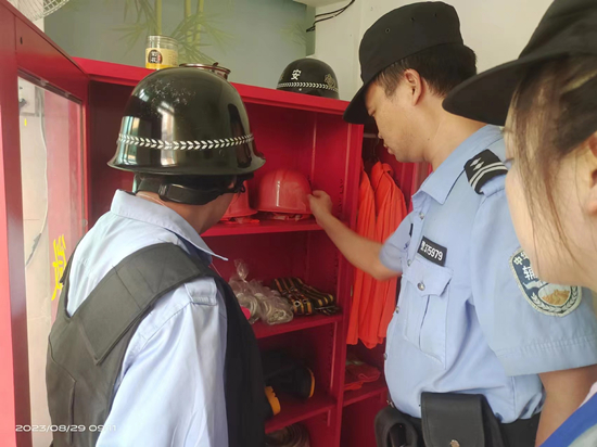 开学前校园检查 (4).jpg