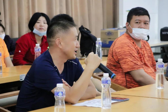 电商企业代表发言.jpg
