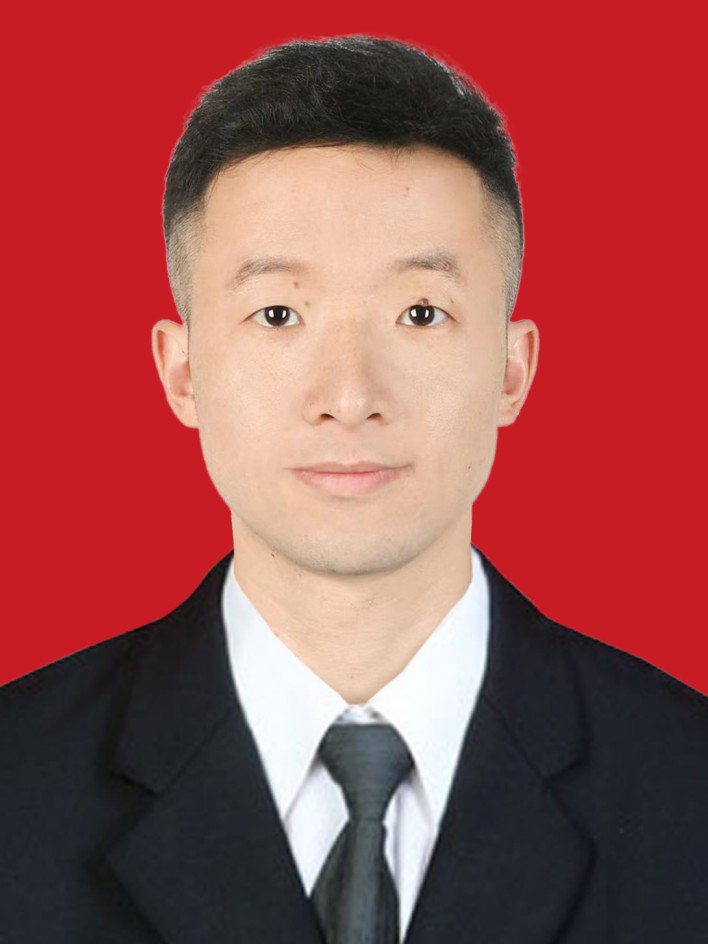 黄嘉文.jpg