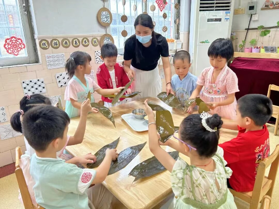  暖暖粽飘香——沙坪街道开展形式多样的端午节主题活动_42