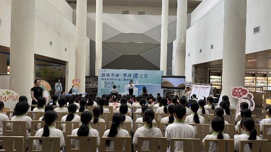 鹤山市图书馆阅读活动1.jpg