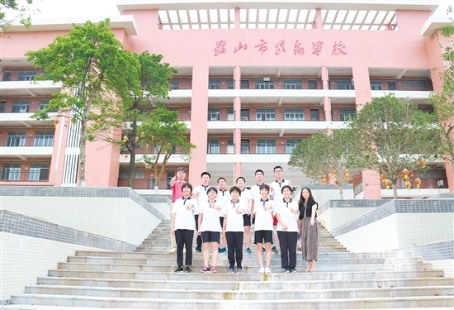 已处理156280868053118591562777838998.jpg
