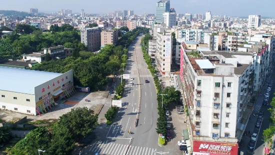 江门市鹤山经济总量_鹤山公园