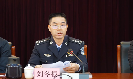 刘常务11_副本.png